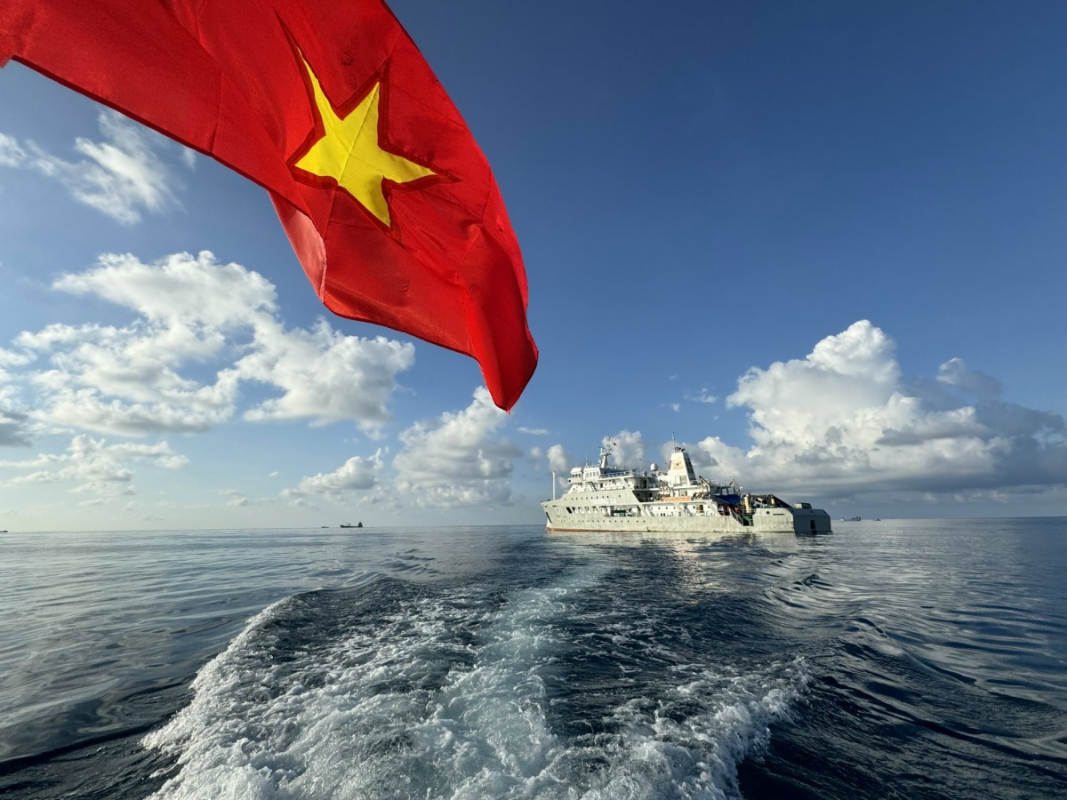 Trường Sa: Nơi những “trái tim Ngân hàng” hòa nhịp cùng sóng cả