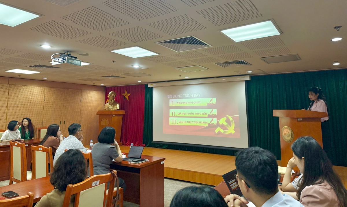 Đảng bộ Thanh tra NHNN đẩy mạnh tuyên truyền Nghị quyết Đại hội XIV của Đảng thông qua Hội thi Báo cáo viên, Tuyên truyền viên giỏi Đảng bộ Thanh tra NHNN đẩy mạnh tuyên truyền Nghị quyết Đại hội XIV của Đảng thông qua Hội thi Báo cáo viên, Tuyên truyền viên giỏi
