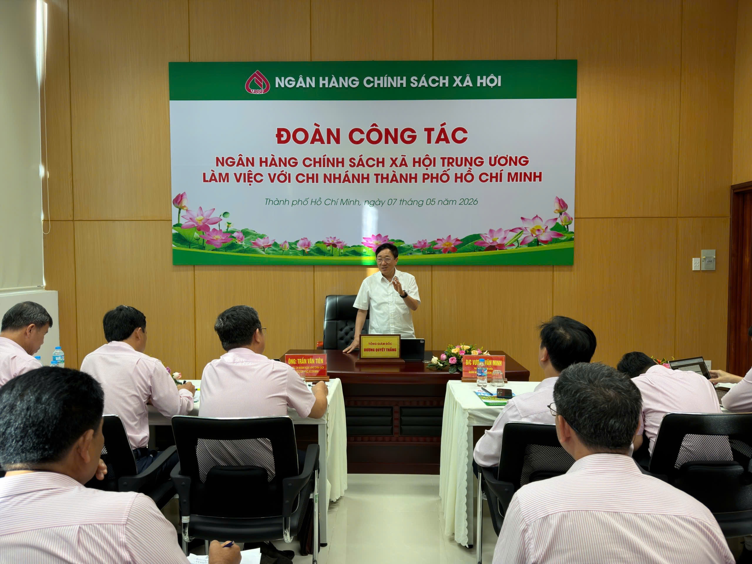Đoàn công tác của Ngân hàng Chính sách Xã hội (NHCSXH) Trung ương do ông Dương Quyết Thắng, Bí thư Đảng uỷ, Tổng Giám đốc làm Trưởng đoàn Đoàn công tác của Ngân hàng Chính sách Xã hội (NHCSXH) Trung ương do ông Dương Quyết Thắng, Bí thư Đảng uỷ, Tổng Giám đốc làm Trưởng đoàn