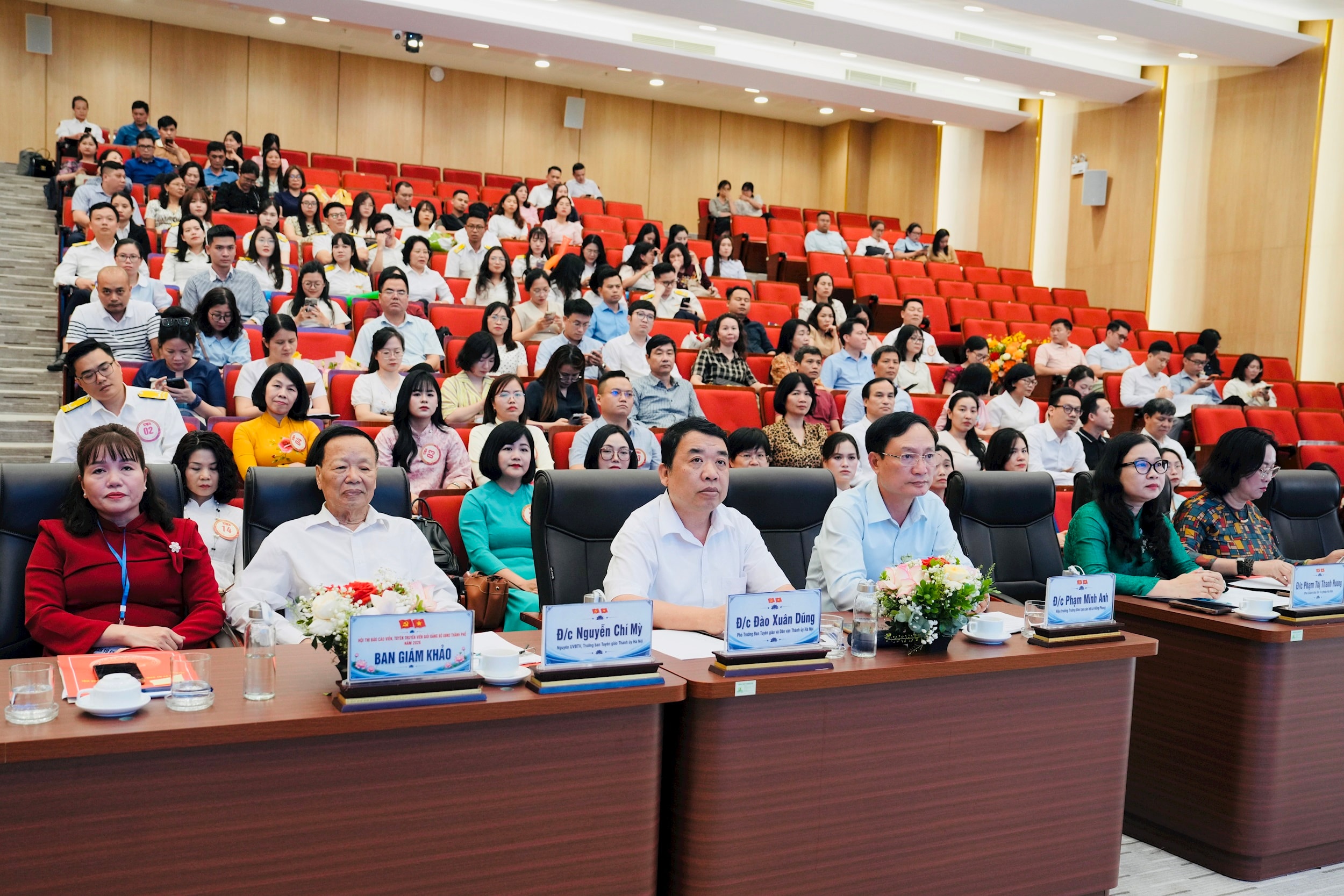 Đảng bộ NHNN Khu vực 1 giành giải Nhất vòng sơ khảo Hội thi Báo cáo viên, tuyên truyền viên giỏi năm 2026 dsc00999.jpg