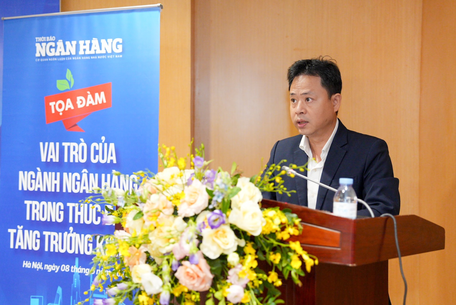 Phối hợp nhịp nhàng để vốn ngân hàng đến