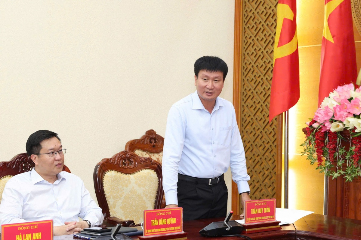 Agribank trao 5 tỷ đồng an sinh xã hội, chung tay kiến tạo phát triển bền vững tại Ninh Bình
