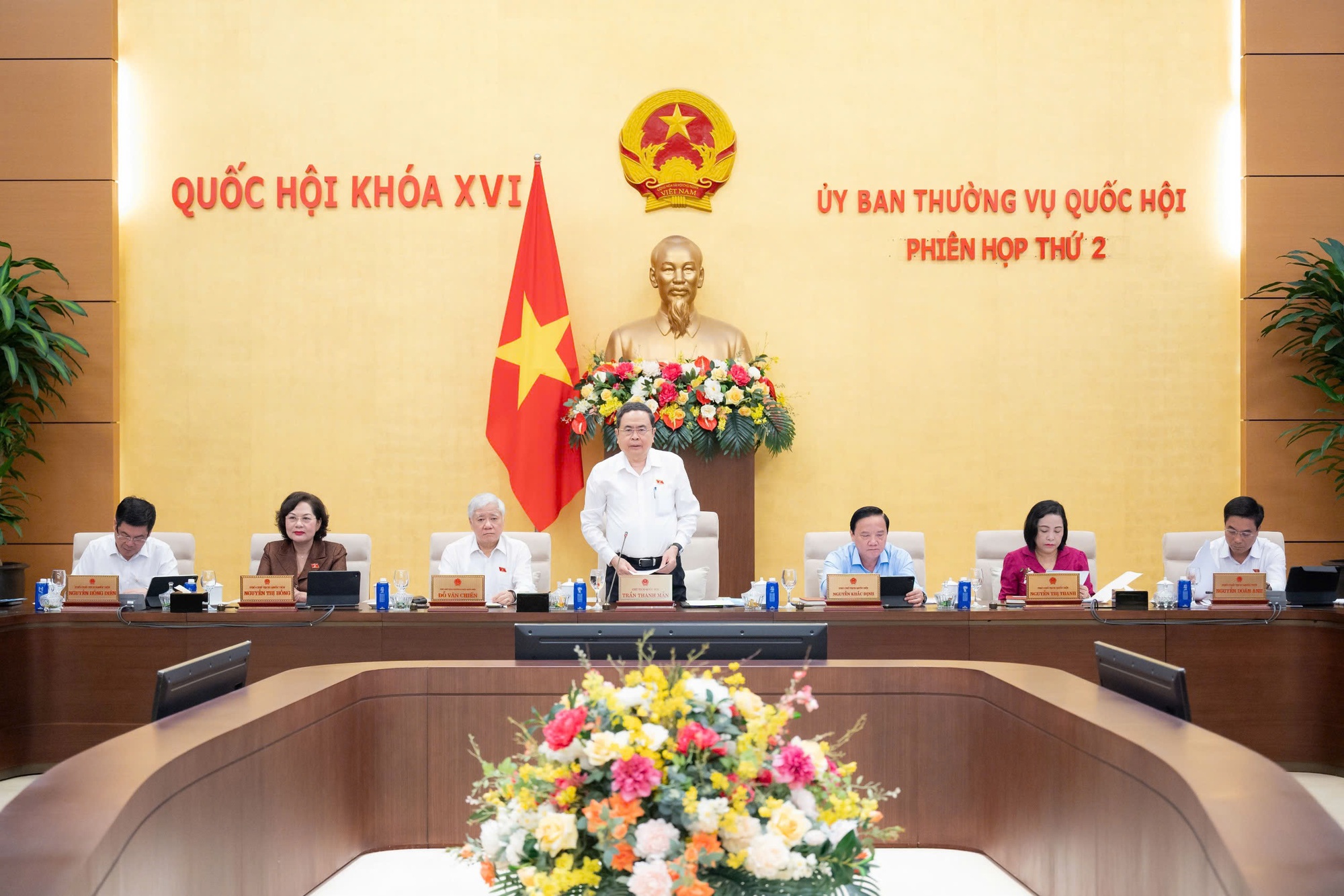 Khai mạc phiên họp thứ 2 của Ủy ban Thường vụ Quốc hội khóa XVI