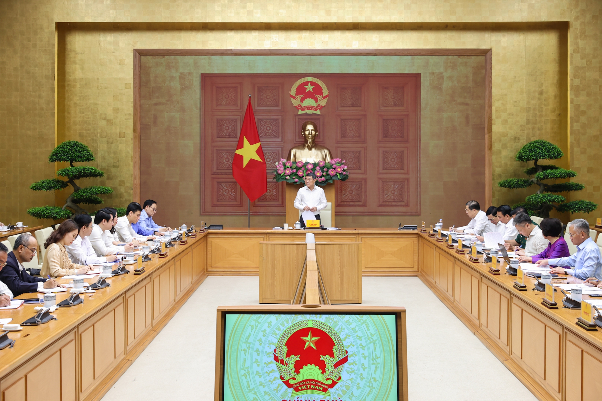 Thủ tướng Lê Minh Hưng làm việc với Bộ Ngoại giao: Tham mưu đổi mới toàn diện, mạnh mẽ công tác đối ngoại- Ảnh 1. Thủ tướng Lê Minh Hưng làm việc với Bộ Ngoại giao: Tham mưu đổi mới toàn diện, mạnh mẽ công tác đối ngoại- Ảnh 1.