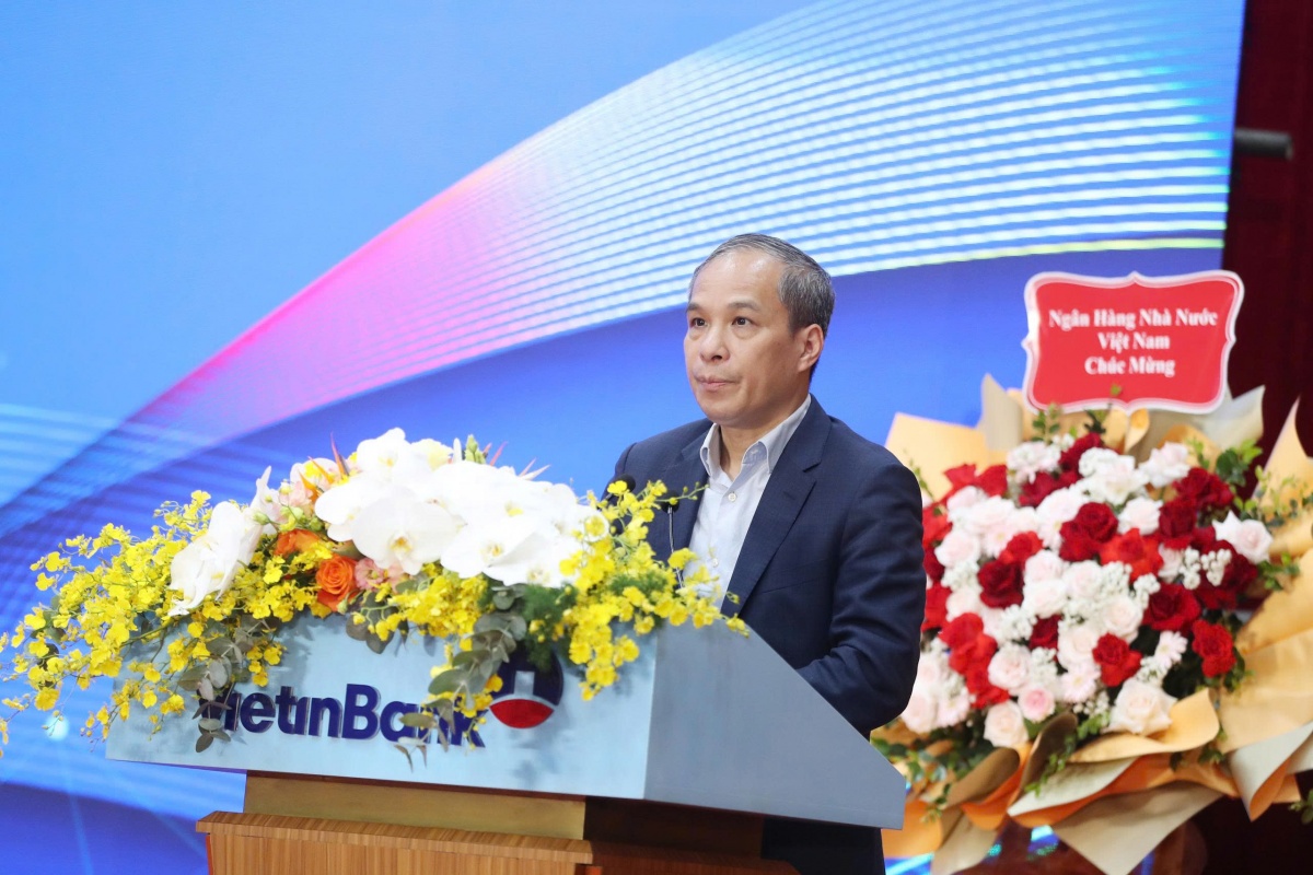 VNBA khẳng định vai trò cầu nối, đồng hành cùng sự phát triển bền vững của ngành Ngân hàng VNBA khẳng định vai trò cầu nối, đồng hành cùng sự phát triển bền vững của ngành Ngân hàng