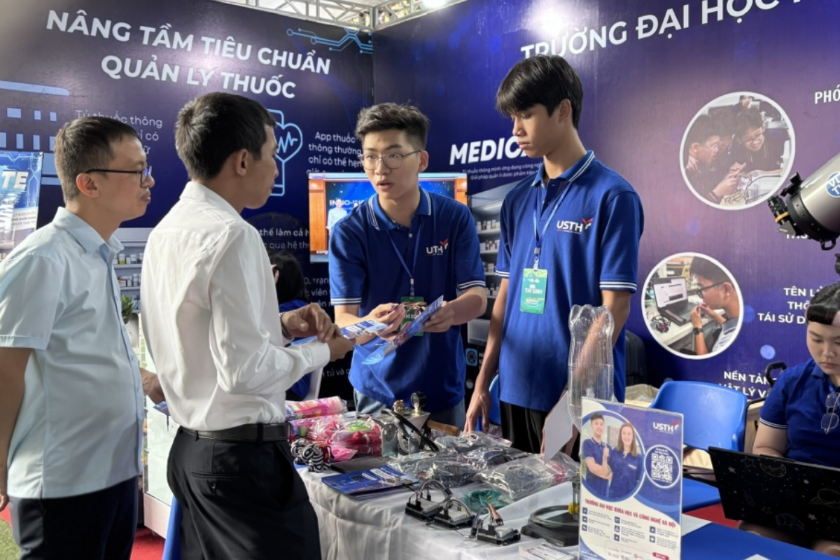 Tăng cường kết nối, phát triển hệ sinh thái khởi nghiệp trong ngành giáo dục- Ảnh 1. Tăng cường kết nối, phát triển hệ sinh thái khởi nghiệp trong ngành giáo dục- Ảnh 1.
