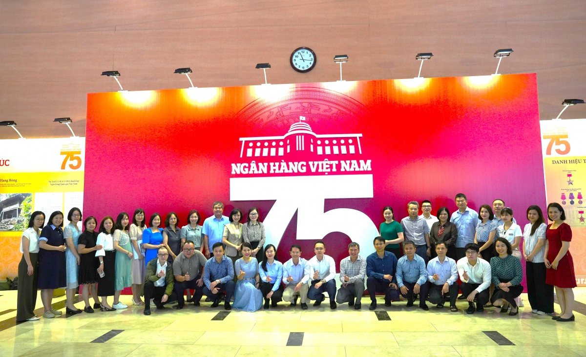 Đảng ủy NHNN Bế mạc lớp bồi dưỡng công tác Đảng năm 2026 Đảng ủy NHNN Bế mạc lớp bồi dưỡng công tác Đảng năm 2026