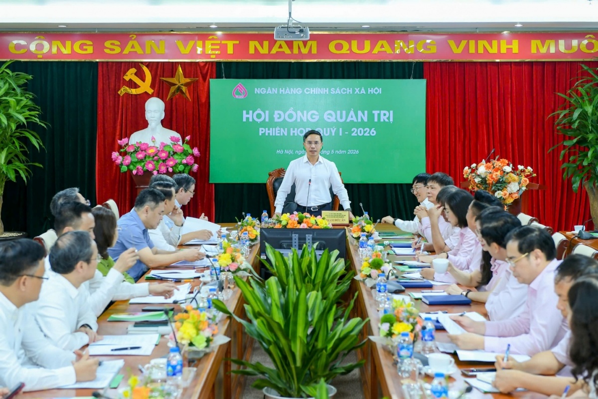 Thống đốc NHNN - Chủ tịch HĐQT NHCSXH Phạm Đức Ấn phát biểu tại Phiên họp