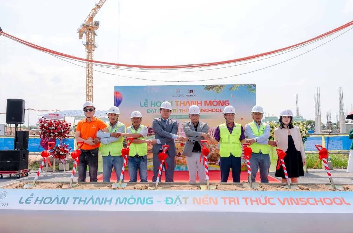 Việc hoàn thành phần móng của trường Vinschool tại Vinhomes Green City tạo hứng khởi cho thị trường bất động sản khu vực Việc hoàn thành phần móng của trường Vinschool tại Vinhomes Green City tạo hứng khởi cho thị trường bất động sản khu vực
