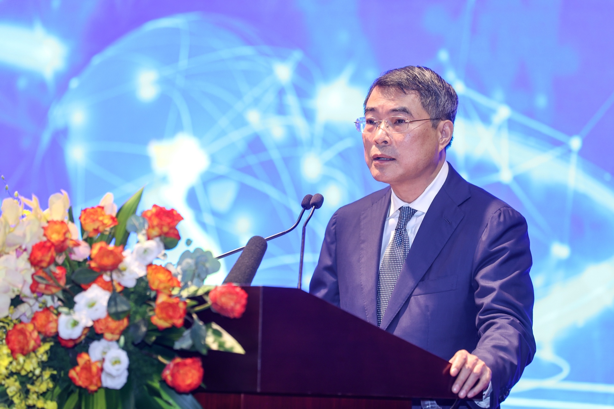 Thủ tướng kêu gọi đội ngũ nhà trí thức, nhà khoa học, chuyên gia, doanh nhân, cộng đồng doanh nghiệp công nghệ và toàn xã hội tiếp tục phát huy mạnh mẽ tinh thần yêu nước, khát vọng cống hiến, tinh thần đổi mới sáng tạo - Ảnh: VGP/Nhật Bắc Thủ tướng kêu gọi đội ngũ nhà trí thức, nhà khoa học, chuyên gia, doanh nhân, cộng đồng doanh nghiệp công nghệ và toàn xã hội tiếp tục phát huy mạnh mẽ tinh thần yêu nước, khát vọng cống hiến, tinh thần đổi mới sáng tạo - Ảnh: VGP/Nhật Bắc