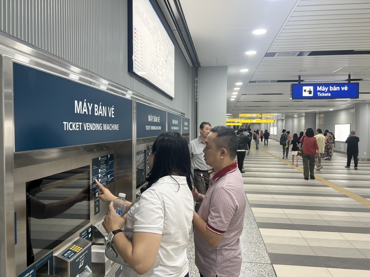 Triển khai “ATM vé nghĩa tình” hỗ trợ người khó khăn đi metro số 1