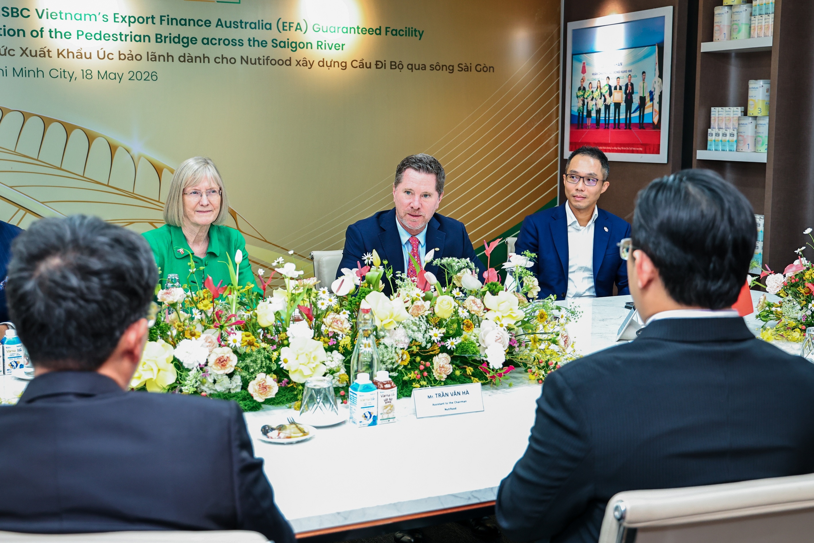 HSBC thu xếp tiện ích tín dụng cho dự án cầu đi bộ của Nutifood HSBC thu xếp tiện ích tín dụng cho dự án cầu đi bộ của Nutifood