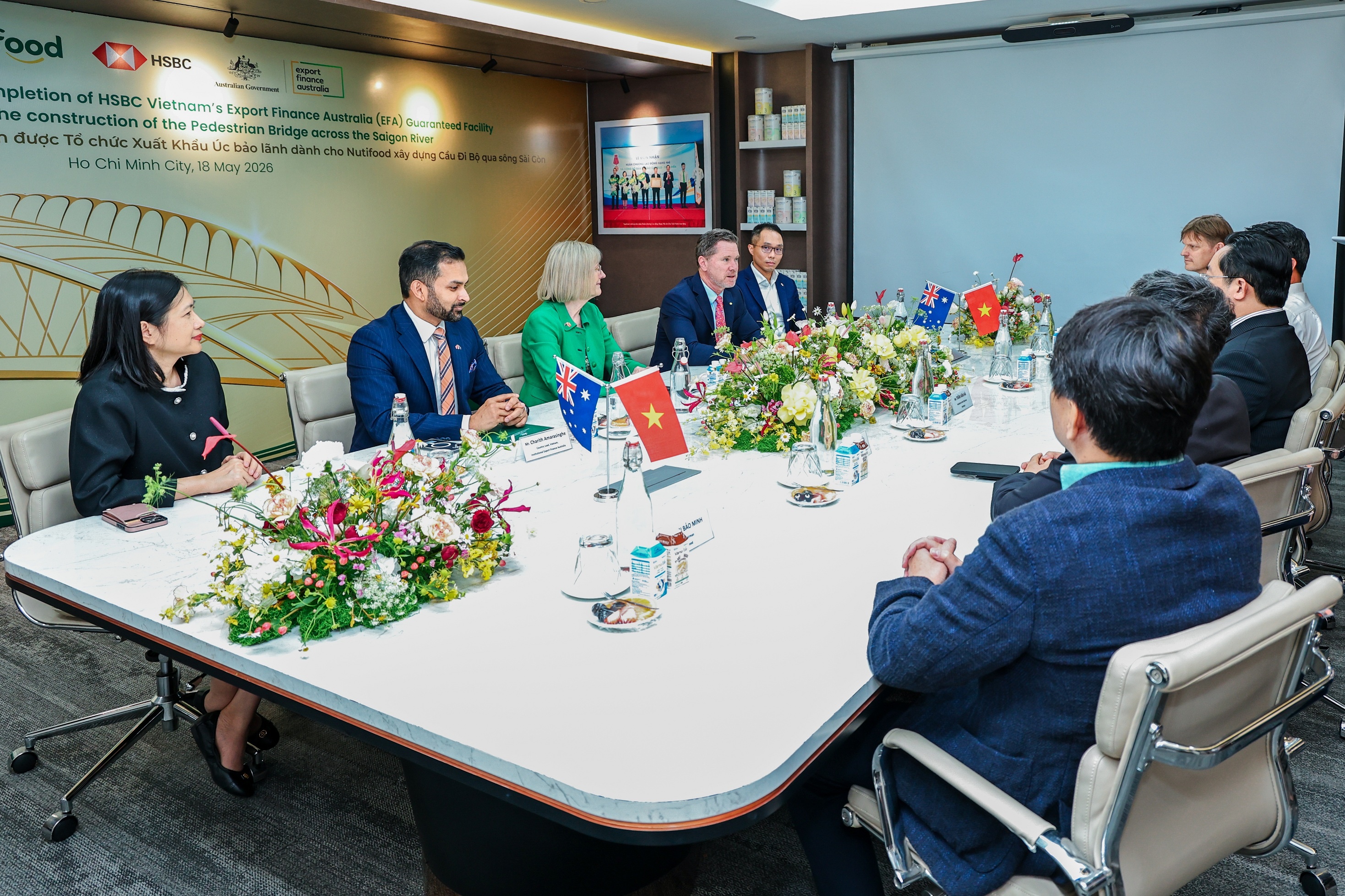 HSBC thu xếp tiện ích tín dụng cho dự án cầu đi bộ của Nutifood HSBC thu xếp tiện ích tín dụng cho dự án cầu đi bộ của Nutifood