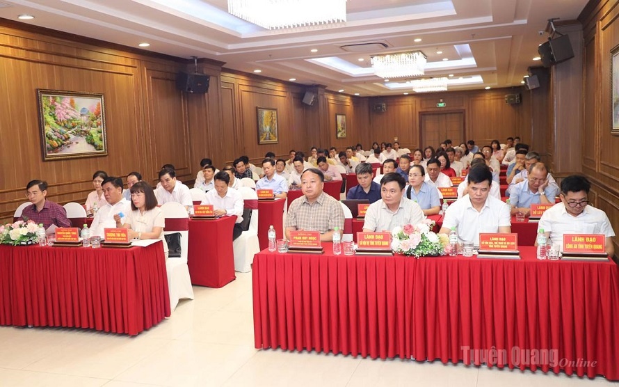 Toàn cảnh đại biểu dự buổi làm việc