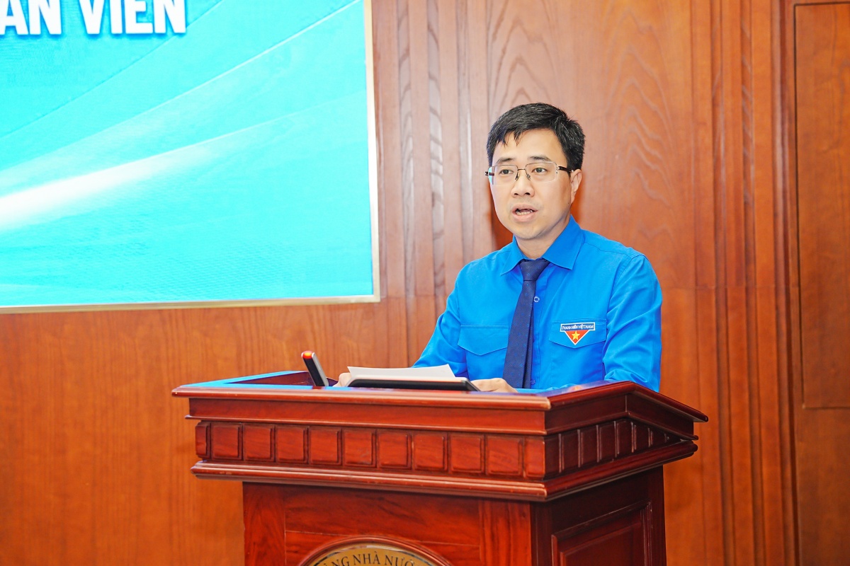 Chuyển giao 6 tổ chức đoàn về Đoàn Thanh niên Ngân hàng Trung ương