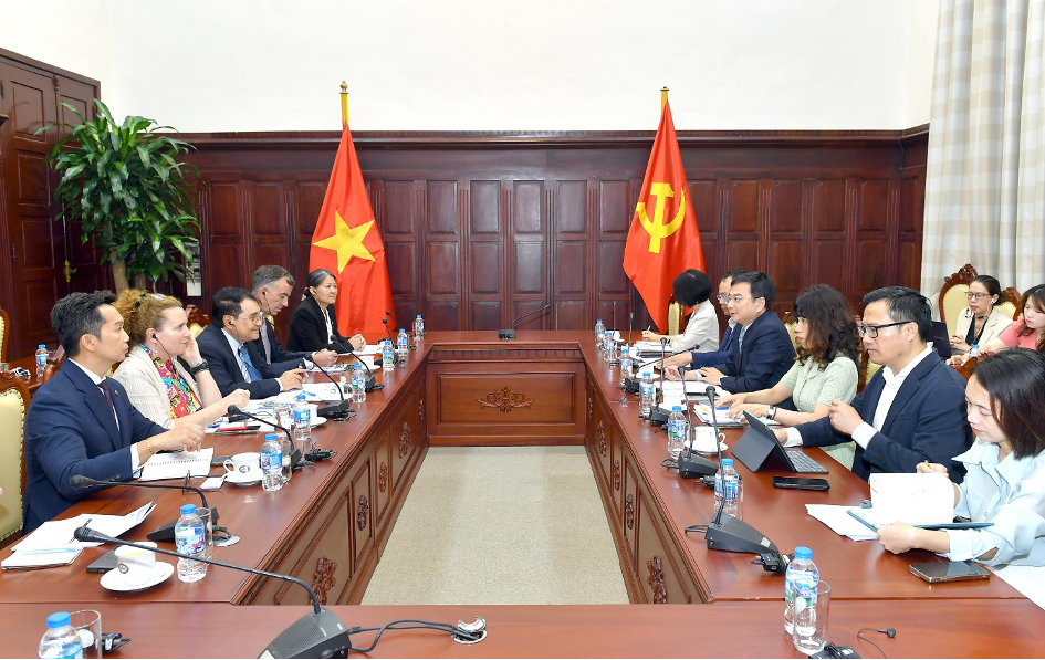 Phó Thống đốc Phạm Thanh Hà tiếp Hiệp hội doanh nghiệp Châu Âu tại Việt Nam Phó Thống đốc Phạm Thanh Hà tiếp Hiệp hội doanh nghiệp Châu Âu tại Việt Nam