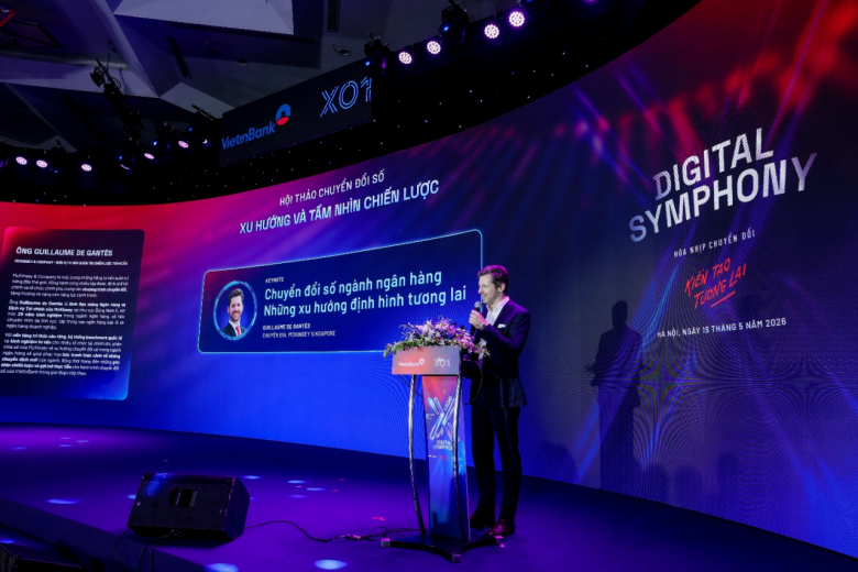 Chuyên gia Guillaume de Gantès trình bày keynote về chủ đề: “Chuyển đổi số ngành ngân hàng - Những xu hướng định hình tương lai”