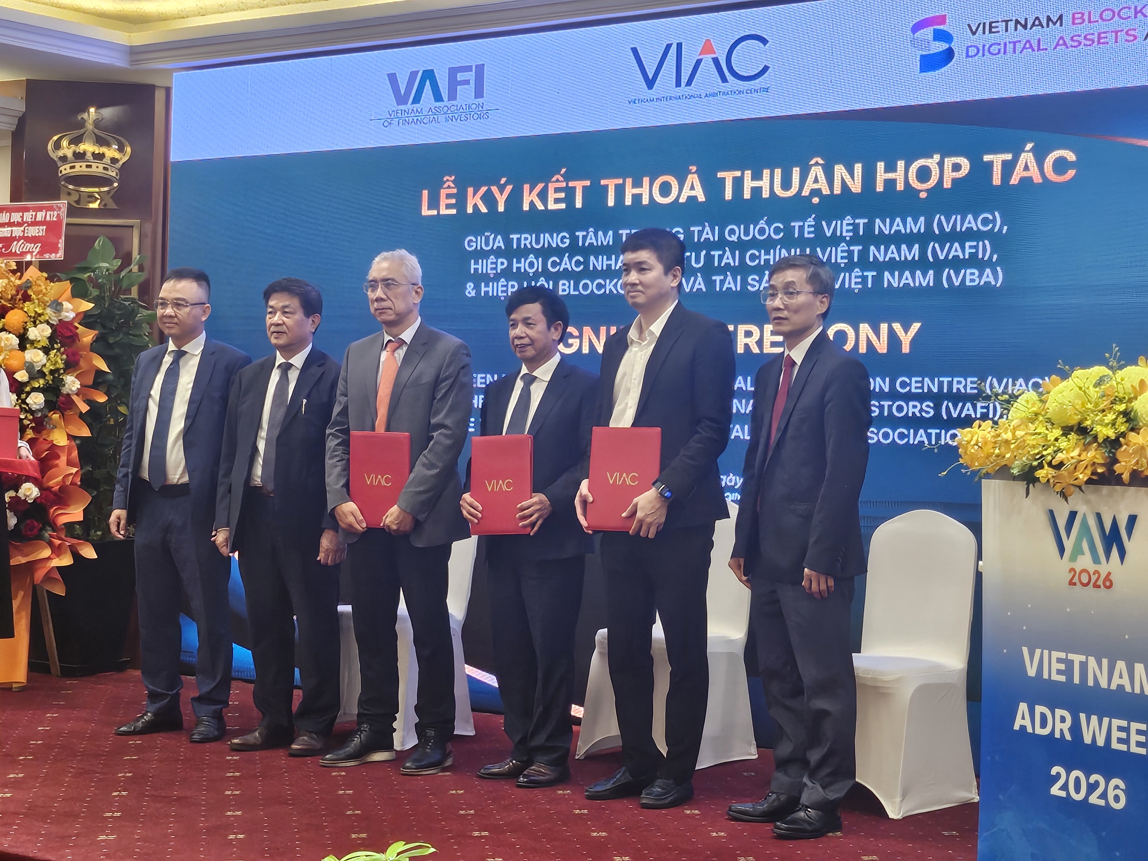 Ra mắt Hội đồng chuyên gia Giải quyết tranh chấp Fintech và kinh tế số VIAC