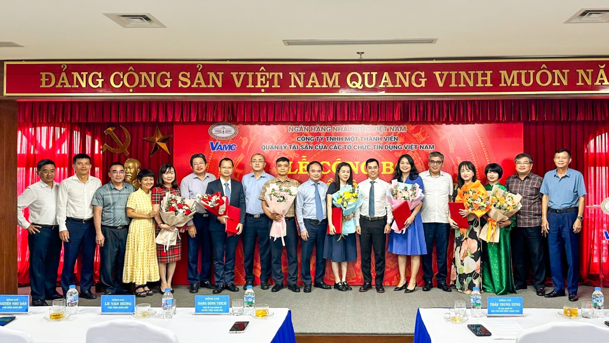 VAMC đẩy mạnh đổi mới công tác cán bộ, kiện toàn tổ chức hướng tới yêu cầu phát triển trong giai đoạn mới VAMC đẩy mạnh đổi mới công tác cán bộ, kiện toàn tổ chức hướng tới yêu cầu phát triển trong giai đoạn mới