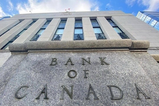 NHTW Canada khó tăng lãi suất khi kinh tế suy thoái