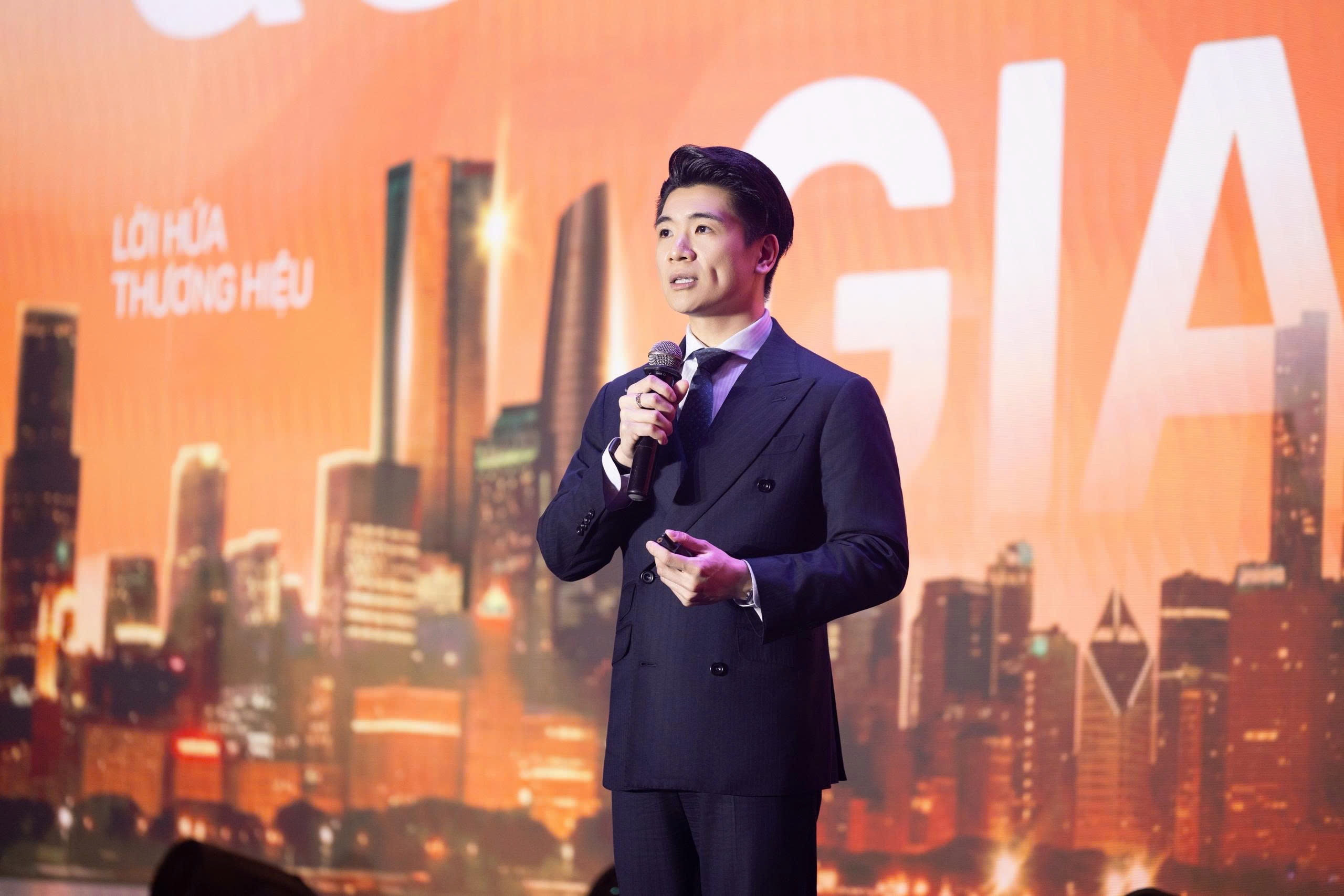 SHB viết tiếp câu chuyện đồng hành cùng đất nước với diện mạo mới và khát vọng vươn tầm SHB viết tiếp câu chuyện đồng hành cùng đất nước với diện mạo mới và khát vọng vươn tầm