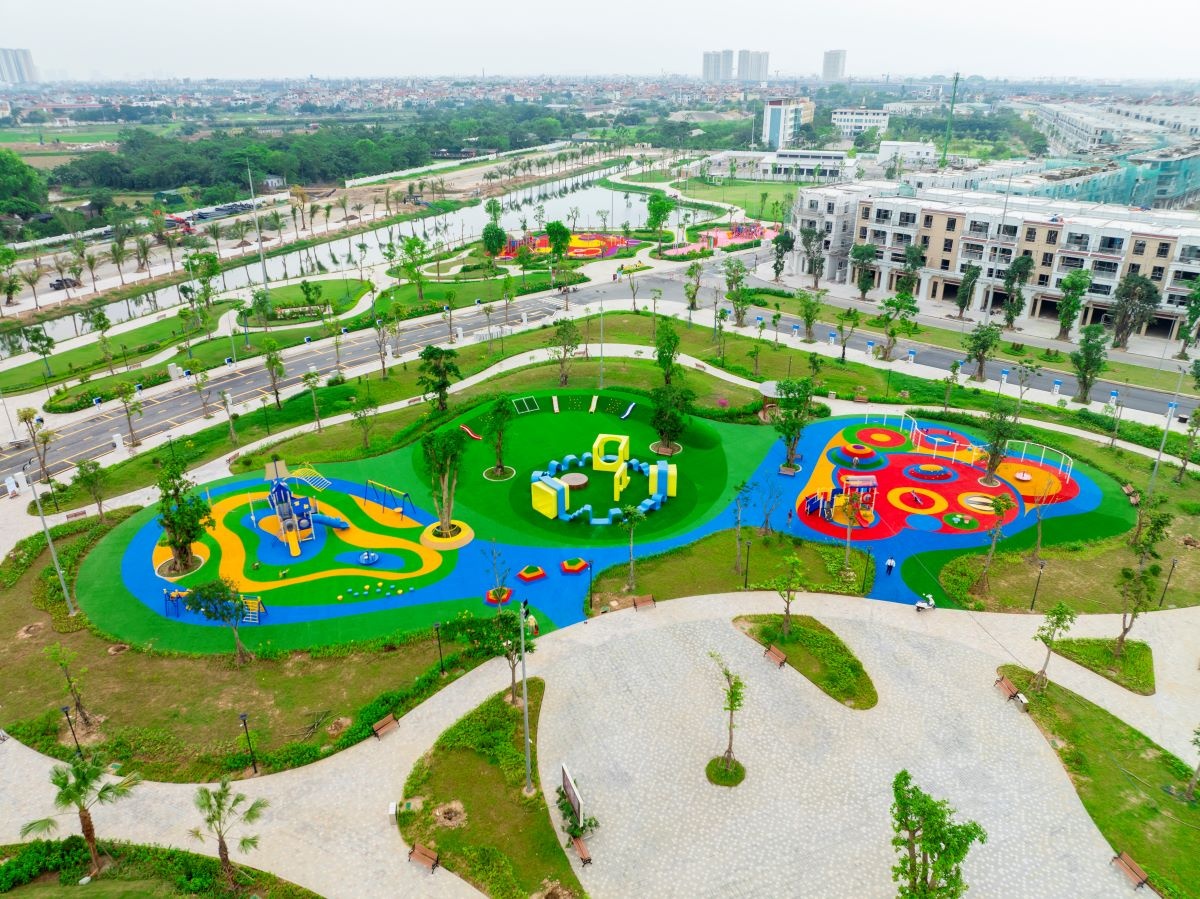 Không gian xanh rộng lớn là một trong những điểm nhấn trong quy hoạch cảnh quan tại Vinhomes Wonder City. Không gian xanh rộng lớn là một trong những điểm nhấn trong quy hoạch cảnh quan tại Vinhomes Wonder City.