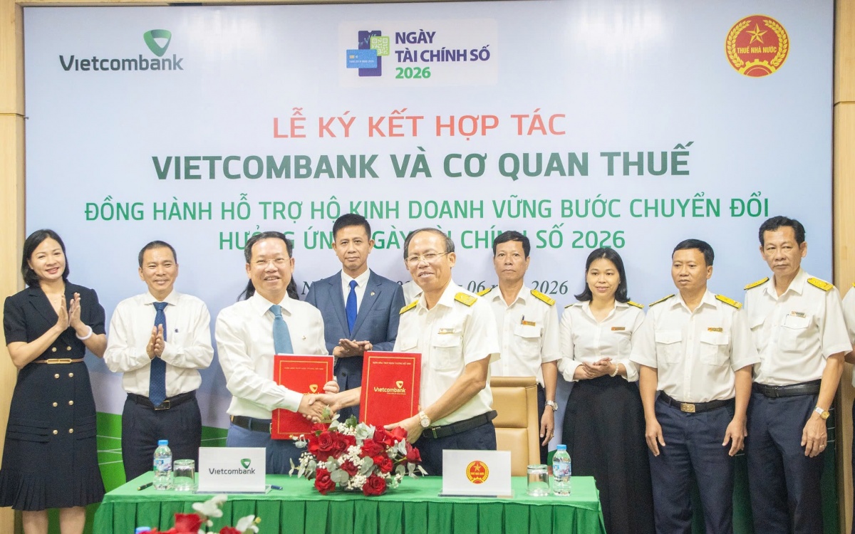 VCB Nam Đà Nẵng ký kết hợp tác với cơ quan thuế thành phố Đà Nẵng VCB Nam Đà Nẵng ký kết hợp tác với cơ quan thuế thành phố Đà Nẵng
