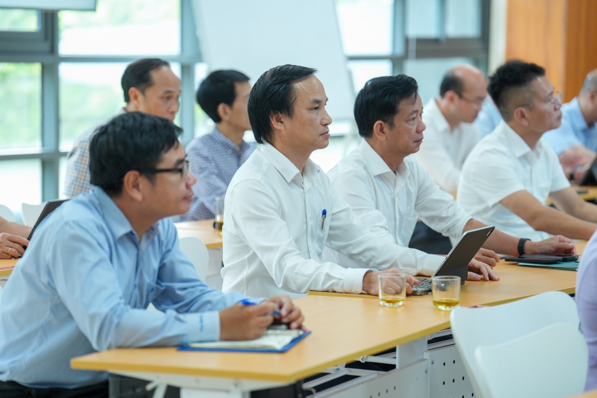 Phó Thống đốc Phạm Thanh Hà chia sẻ về chính sách tiền tệ tại Lớp bồi dưỡng Lãnh đạo NHNN chi nhánh khu vực