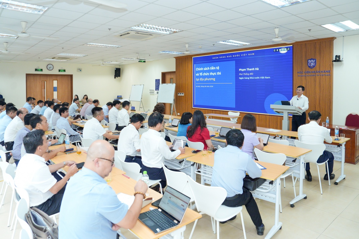 Phó Thống đốc Phạm Thanh Hà chia sẻ về chính sách tiền tệ tại Lớp bồi dưỡng Lãnh đạo NHNN chi nhánh khu vực