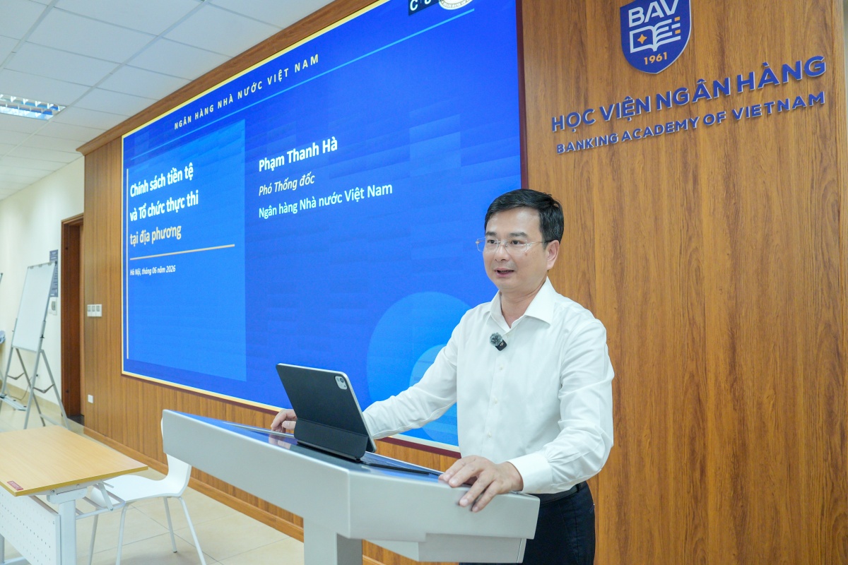 Phó Thống đốc Phạm Thanh Hà chia sẻ về chính sách tiền tệ tại Lớp bồi dưỡng Lãnh đạo NHNN chi nhánh khu vực