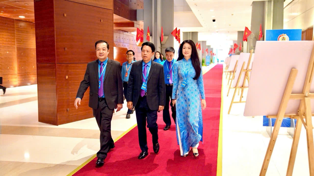 Ngành Ngân hàng góp trí tuệ xây dựng tổ chức Công đoàn vững mạnh Ngành Ngân hàng góp trí tuệ xây dựng tổ chức Công đoàn vững mạnh