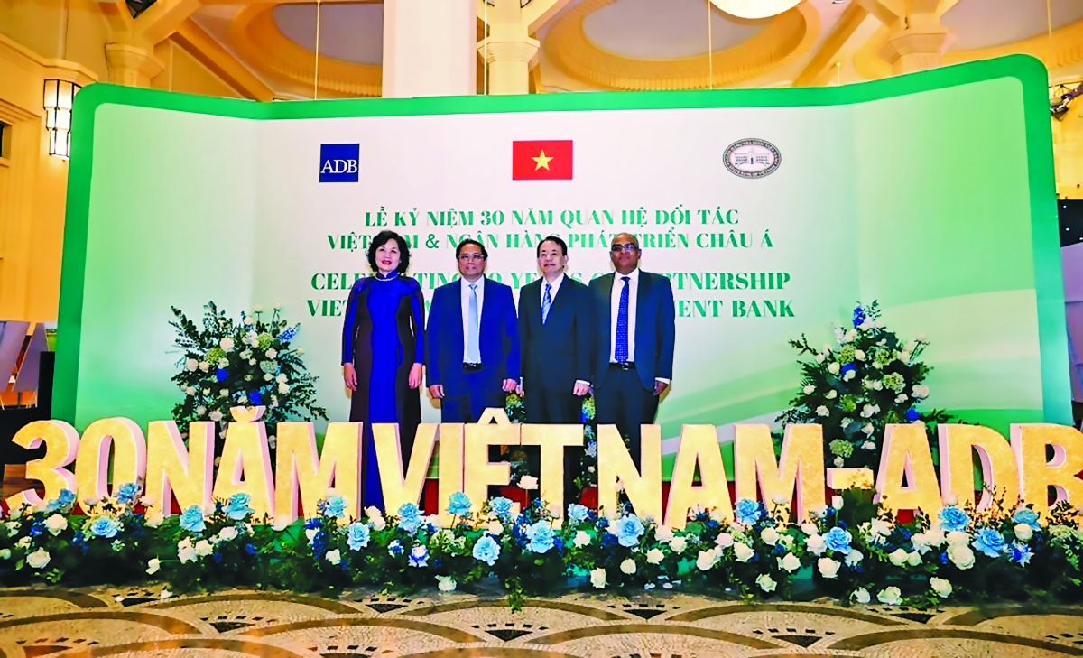 Cải cách sâu rộng để đảm bảo tăng trưởng cao và chất lượng Cải cách sâu rộng để đảm bảo tăng trưởng cao và chất lượng
