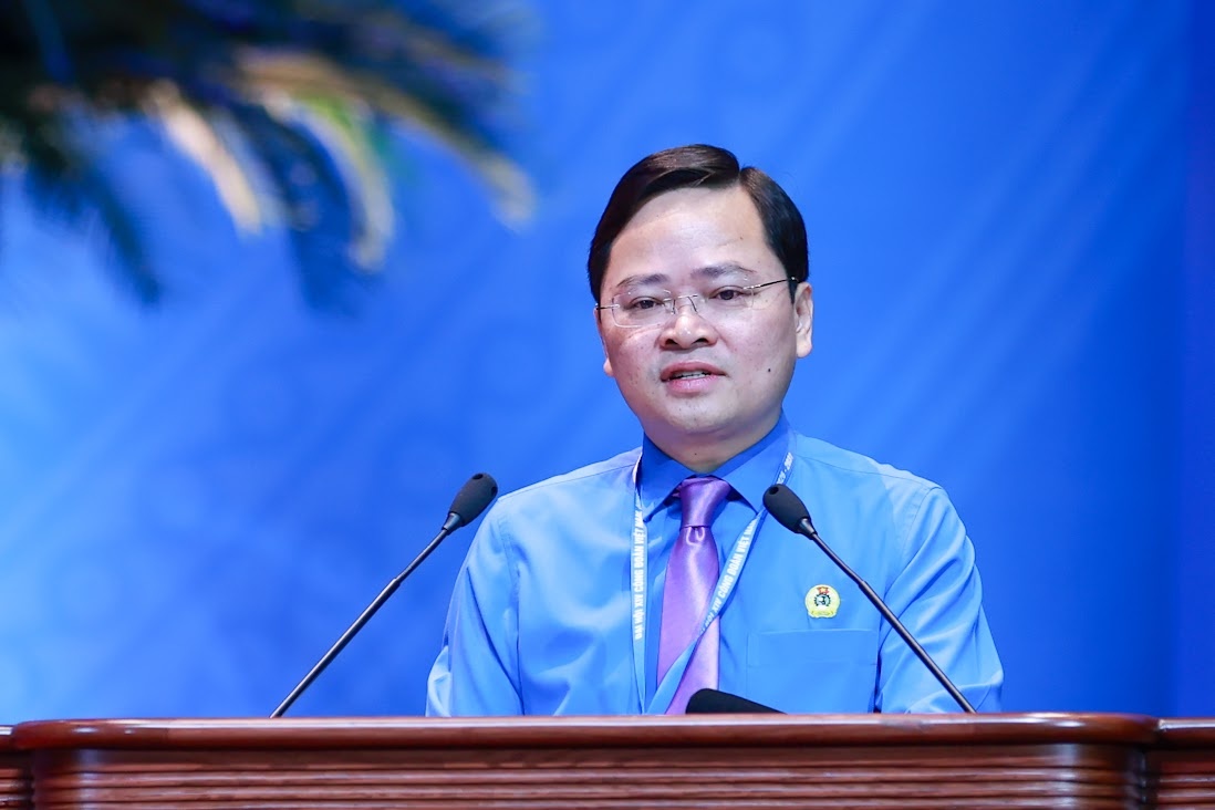 Ông Nguyễn Anh Tuấn, Ủy viên Trung ương Đảng, Chủ tịch Tổng Liên đoàn Lao động Việt Nam, phát biểu đề dẫn Chương trình trao đổi, thảo luận - Ảnh: VGP/Nhật Bắc Ông Nguyễn Anh Tuấn, Ủy viên Trung ương Đảng, Chủ tịch Tổng Liên đoàn Lao động Việt Nam, phát biểu đề dẫn Chương trình trao đổi, thảo luận - Ảnh: VGP/Nhật Bắc