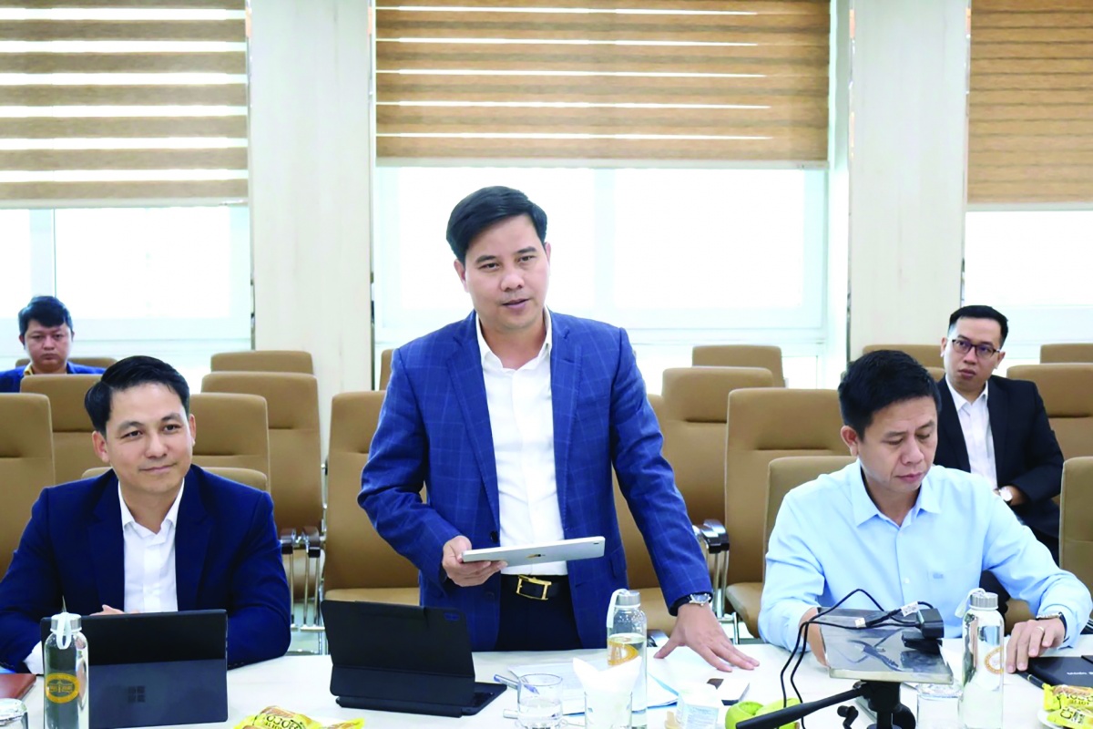 NHNN chi nhánh Khu vực 9: Thúc đẩy chuyển đổi số và cải cách hành chính NHNN chi nhánh Khu vực 9: Thúc đẩy chuyển đổi số và cải cách hành chính