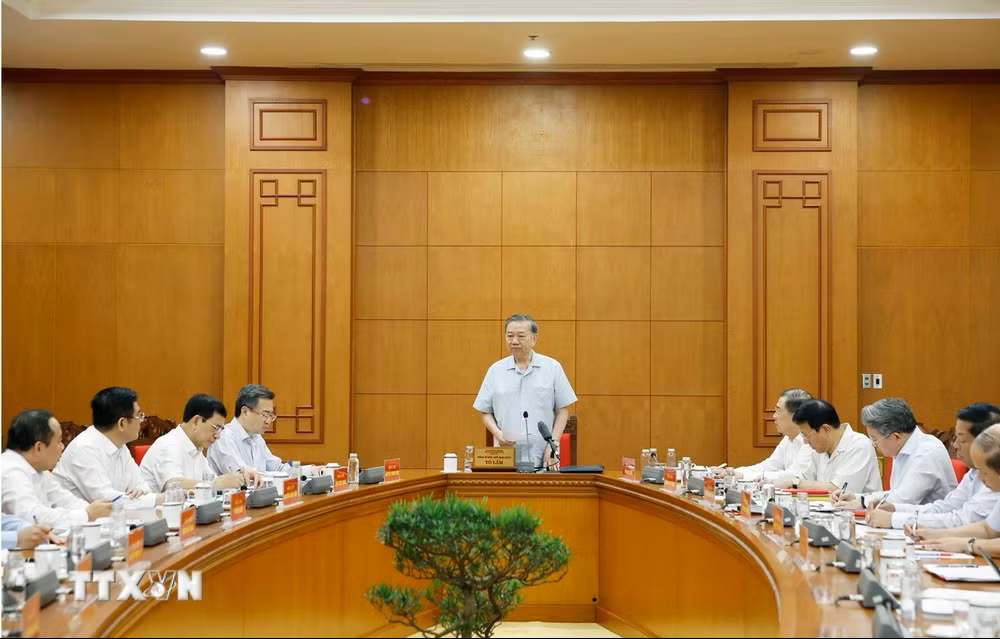 Tổng Bí thư, Chủ tịch nước: Cần đổi mới tư duy và tầm nhìn phát triển biển Tổng Bí thư, Chủ tịch nước: Cần đổi mới tư duy và tầm nhìn phát triển biển