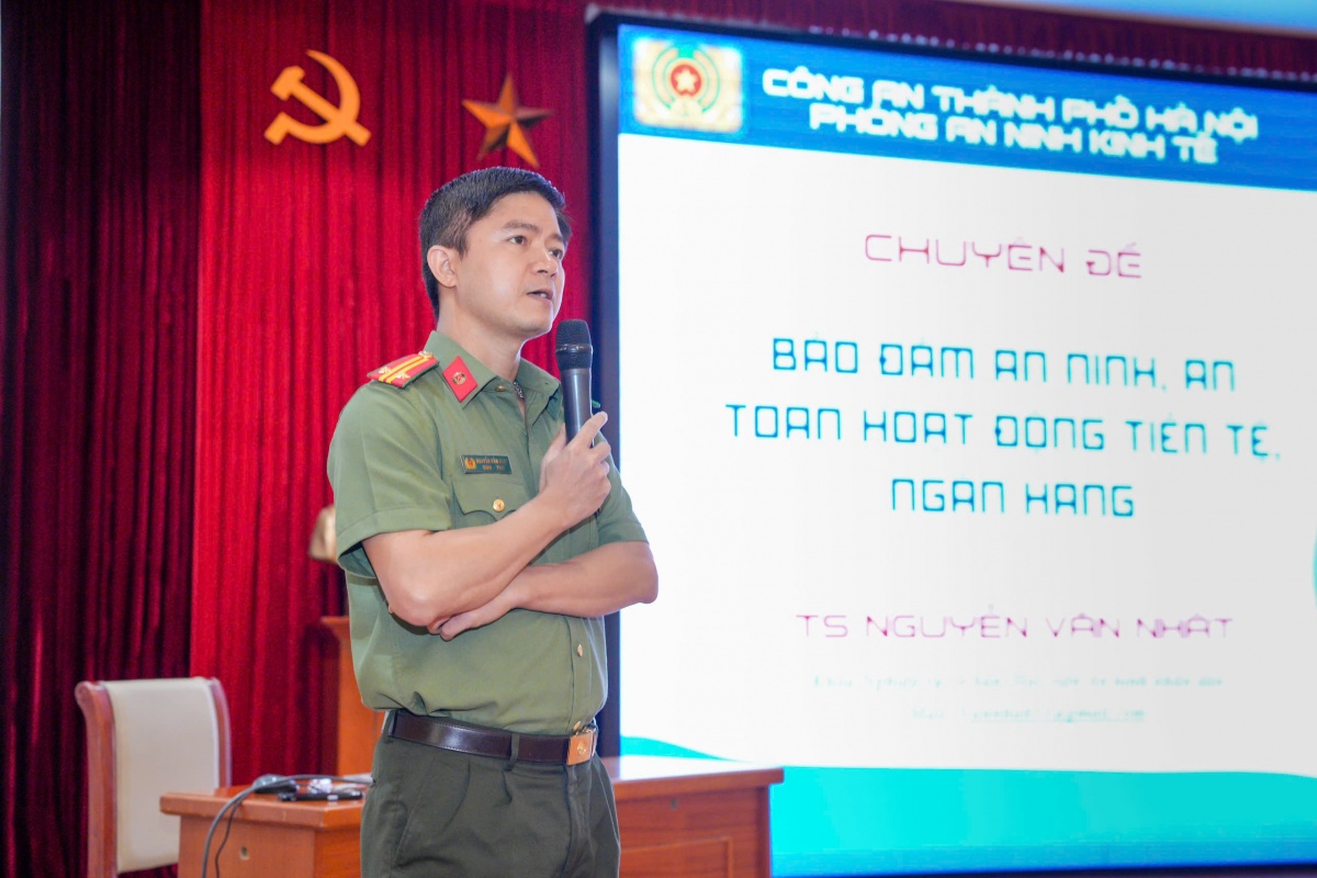 NHNN Khu vực 1 quán triệt chỉ đạo của Thống đốc về giảm mặt bằng lãi suất và phổ biến công tác bảo đảm an ninh, an toàn hoạt động tiền tệ NHNN Khu vực 1 quán triệt chỉ đạo của Thống đốc về giảm mặt bằng lãi suất và phổ biến công tác bảo đảm an ninh, an toàn hoạt động tiền tệ