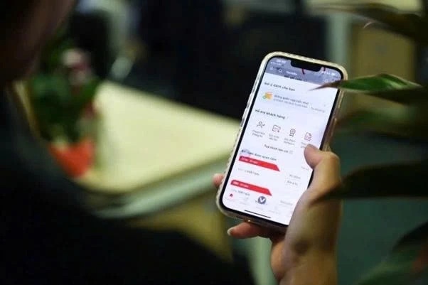 Khóa SIM sau 15/6: Có mất tiền trong tài khoản ngân hàng không? Khóa SIM sau 15/6: Có mất tiền trong tài khoản ngân hàng không?