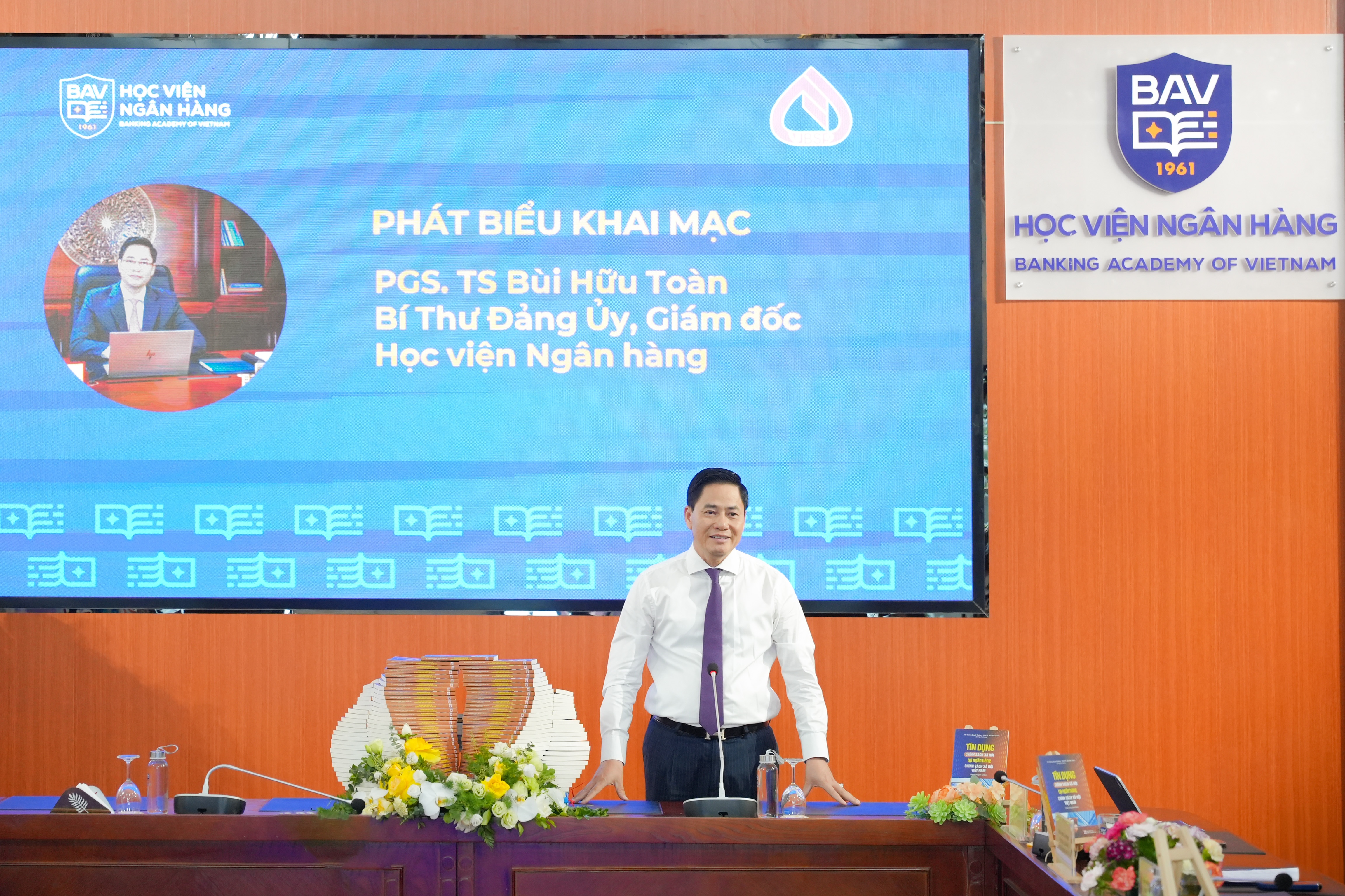 Ra mắt Cuốn sách chuyên khảo “Tín dụng chính sách xã hội tại Ngân hàng Chính sách xã hội Việt Nam”