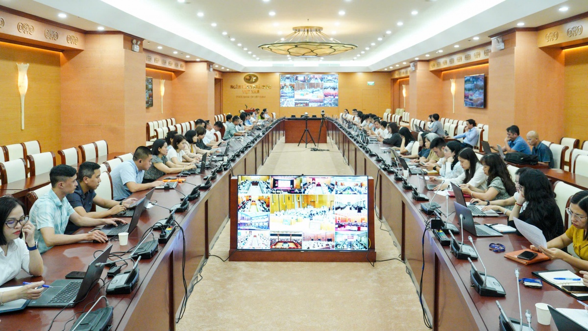 Đảng bộ Chính phủ triển khai 4 thủ tục hành chính của Đảng trên môi trường điện tử Đảng bộ Chính phủ triển khai 4 thủ tục hành chính của Đảng trên môi trường điện tử