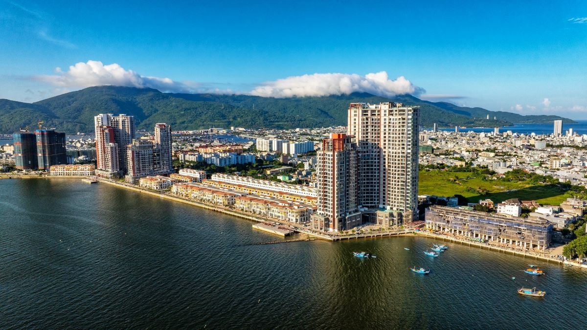 Sở hữu tọa độ đắc địa sát bờ sông Hàn, quần thể Sun Symphony Residence mở ra không gian “workcation” lý tưởng cho giới tinh hoa. Ảnh: Ánh Dương