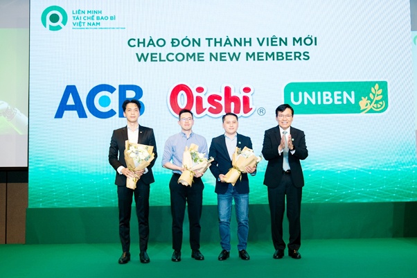 ACB trở thành ngân hàng đầu tiên tham gia PRO Việt Nam