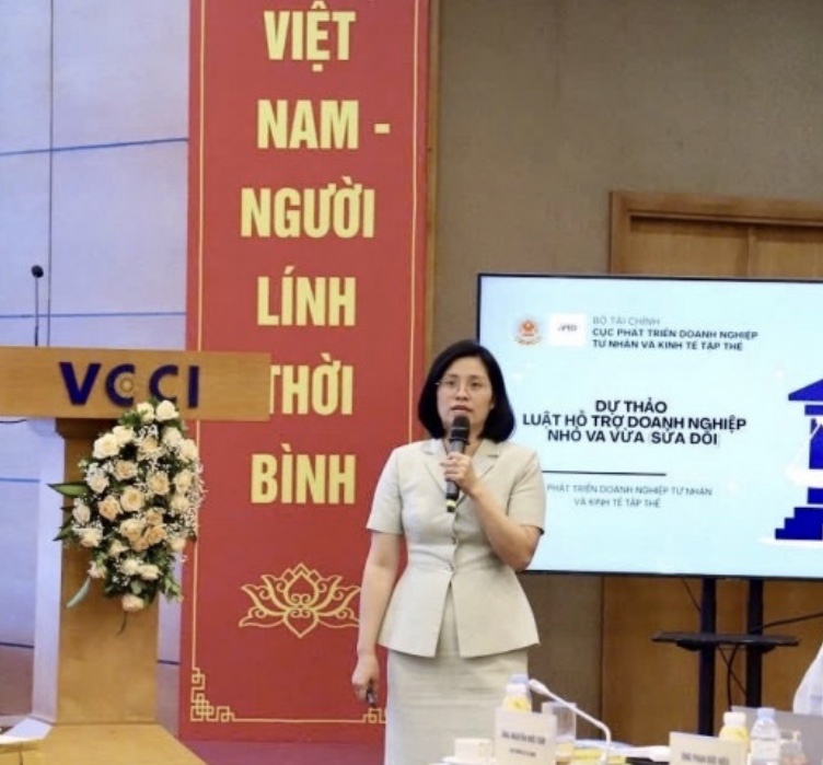 Bà Trịnh Thị Hương Bà Trịnh Thị Hương