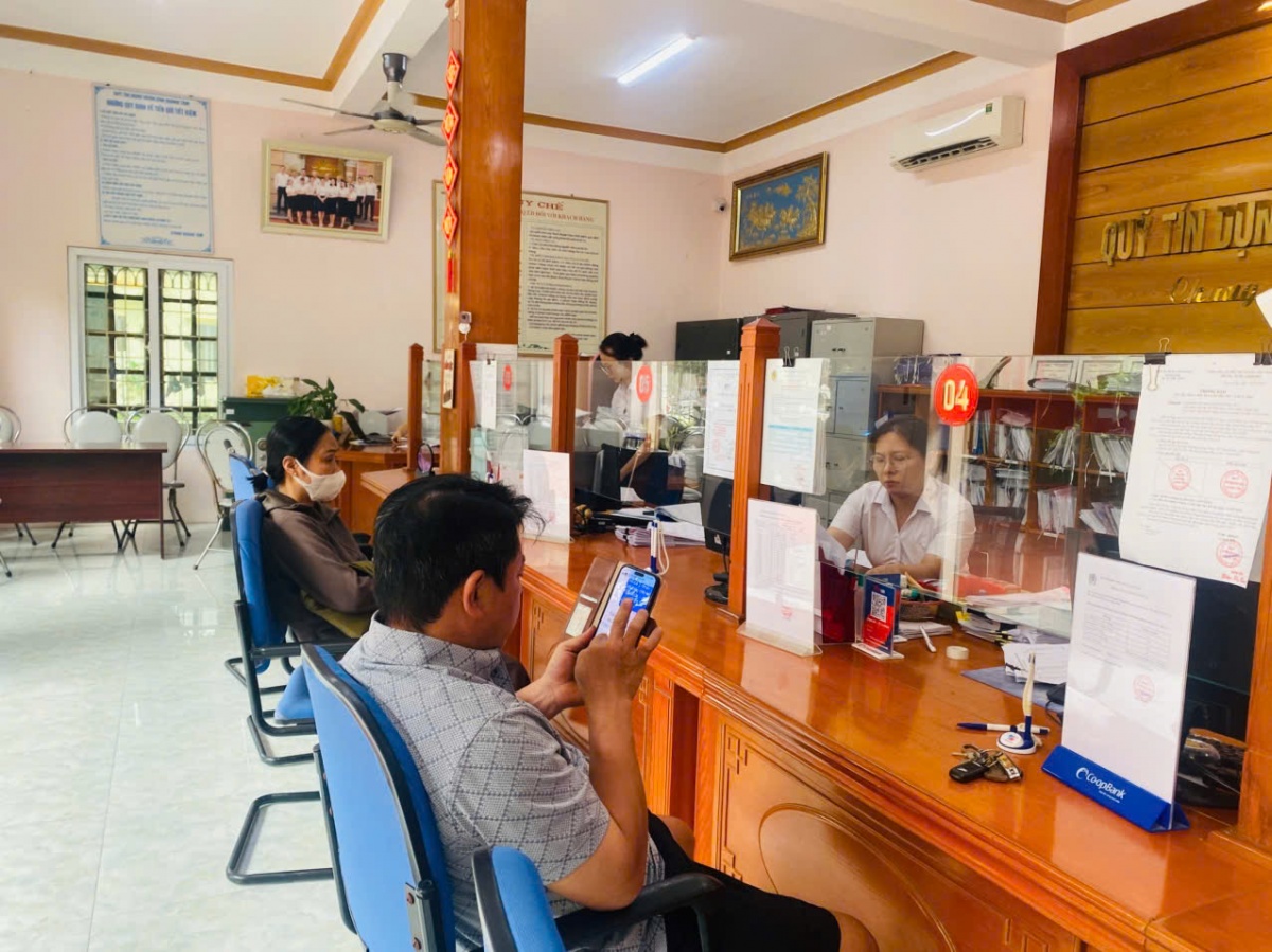 Sắp xếp lại hệ thống quỹ tín dụng nhân dân gắn với đơn vị hành chính cấp xã Sắp xếp lại hệ thống quỹ tín dụng nhân dân gắn với đơn vị hành chính cấp xã