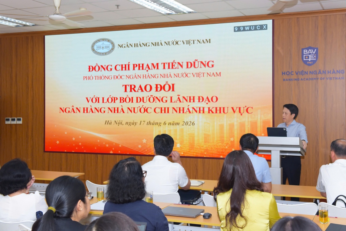 Phó Thống đốc Phạm Tiến Dũng chia sẻ định hướng ứng dụng công nghệ và chuyển đổi số ngành Ngân hàng Phó Thống đốc Phạm Tiến Dũng chia sẻ định hướng ứng dụng công nghệ và chuyển đổi số ngành Ngân hàng