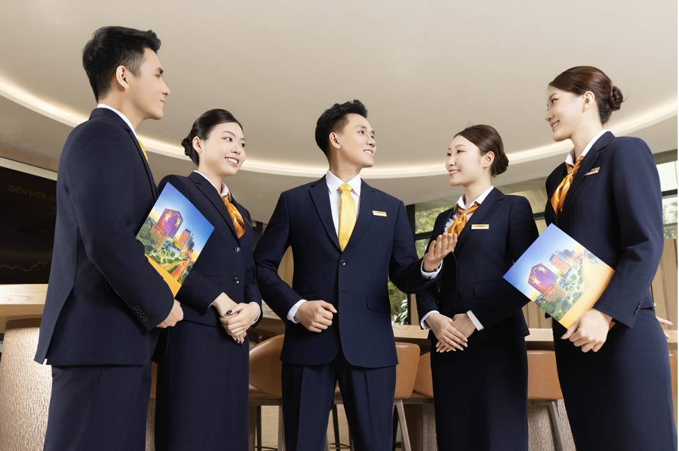 LPBank và chiến lược “lấy con người làm trọng tâm” tạo nên sức hút thương hiệu tuyển dụng LPBank và chiến lược “lấy con người làm trọng tâm” tạo nên sức hút thương hiệu tuyển dụng