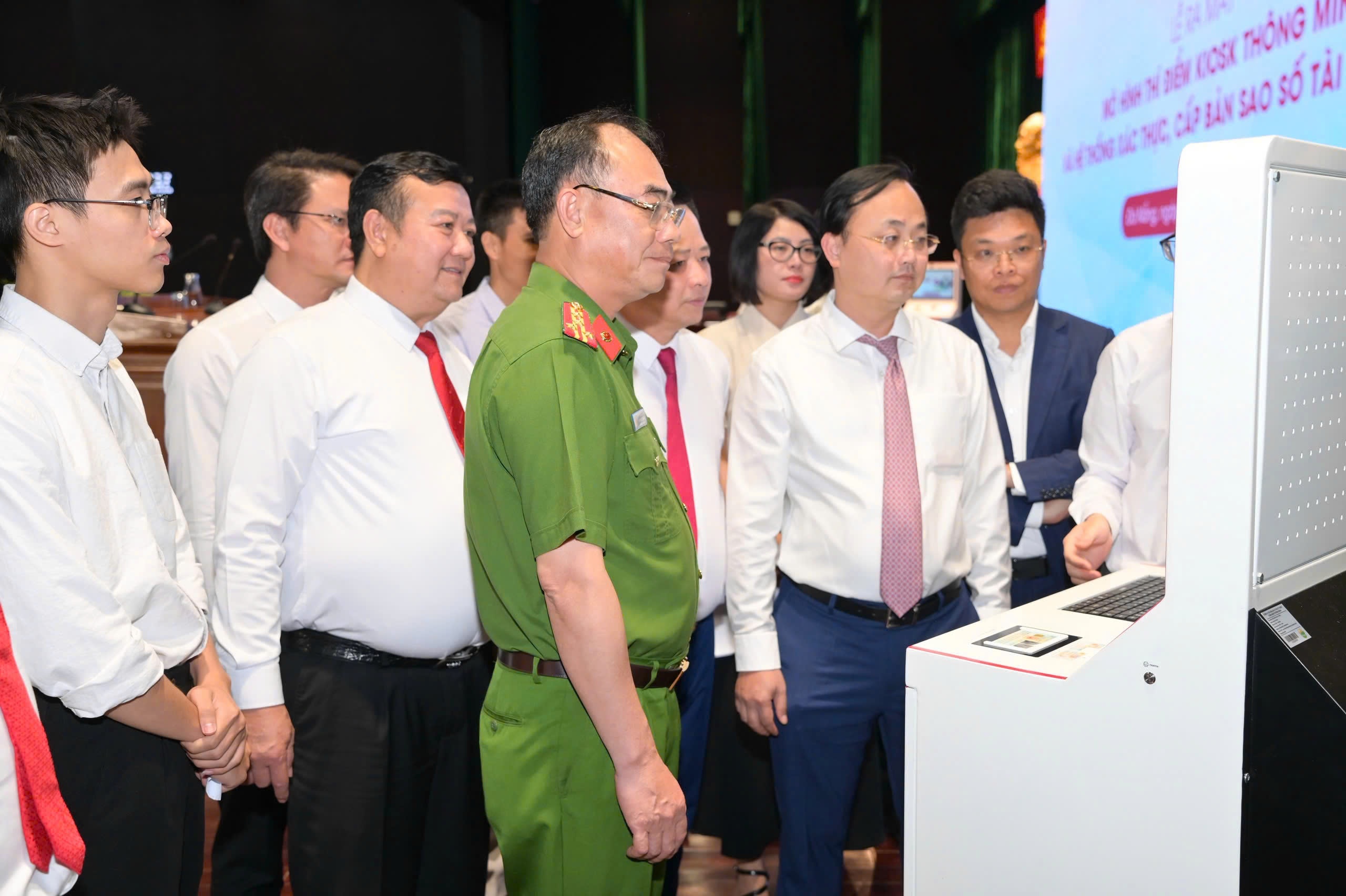 Trạm dịch vụ công số được đặt tại 11 địa đểm trên địa bàn thành phố Đà Nẵng Trạm dịch vụ công số được đặt tại 11 địa đểm trên địa bàn thành phố Đà Nẵng