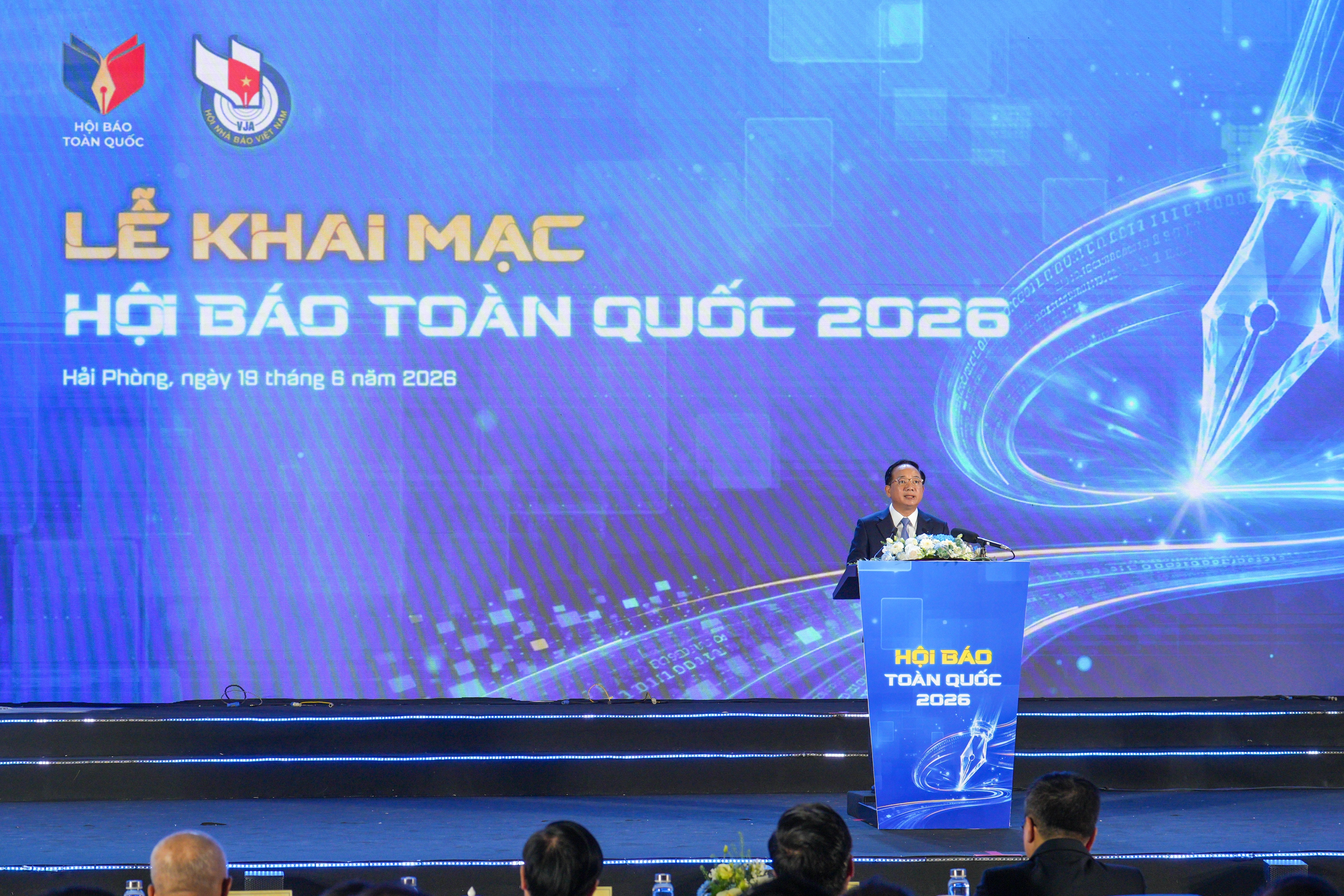 Báo chí Việt Nam vững bước trong kỷ nguyên mới: Trung thành, sáng tạo và trách nhiệm