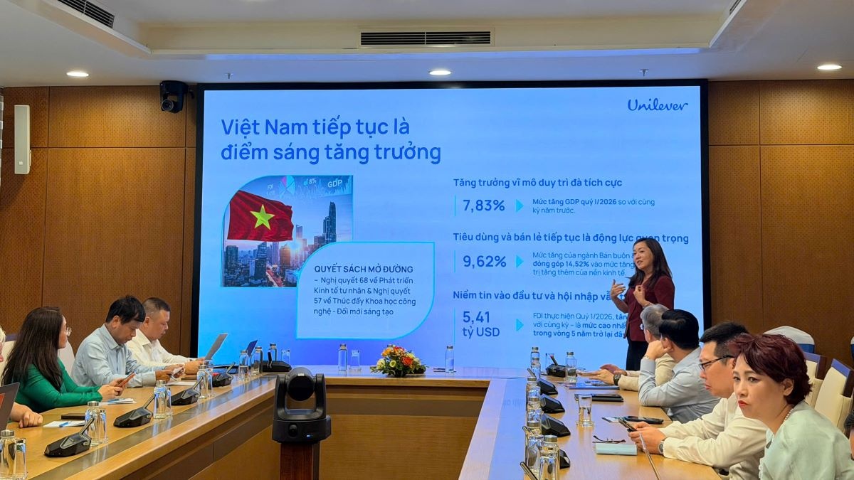 Bà Lê Thị Hồng Nhi, Phó Tổng Giám đốc Truyền thông, Đối ngoại và Phát triển bền vững Unilever Việt Nam