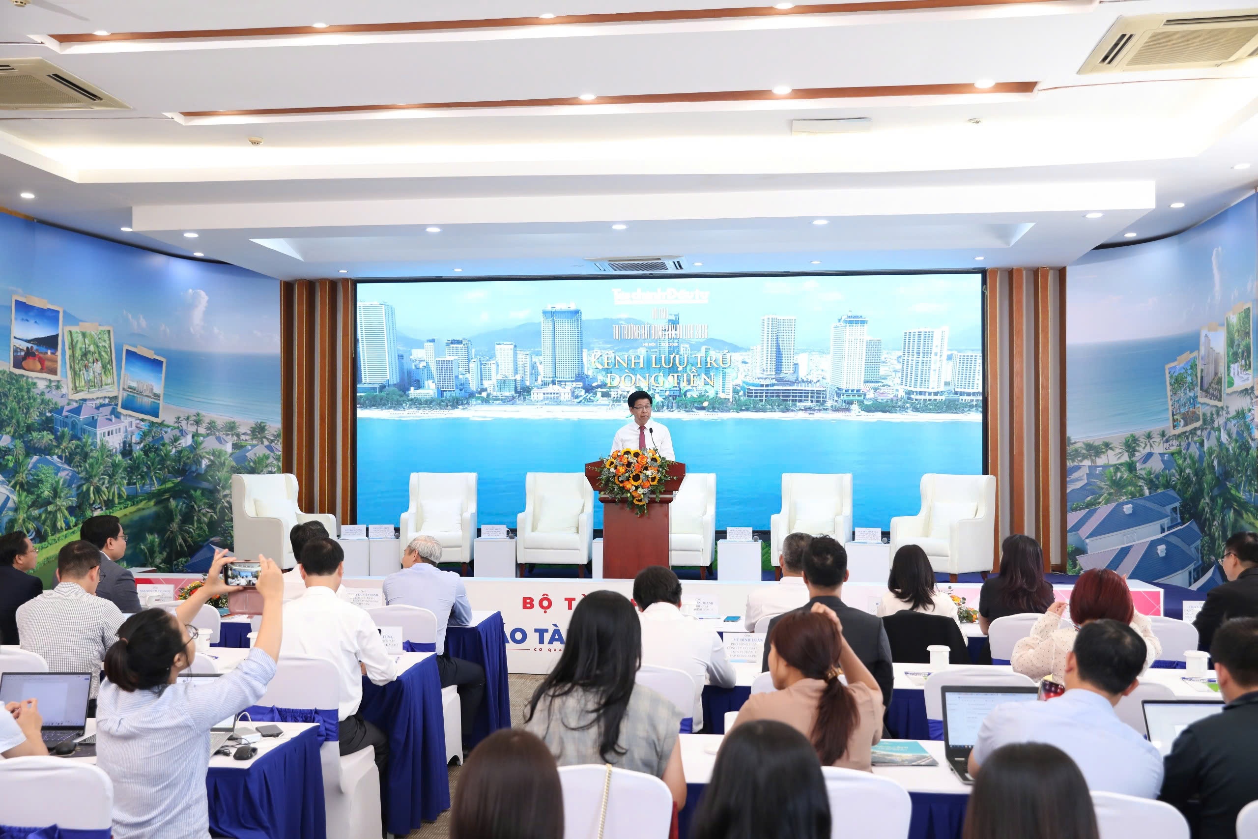 Hội thảo “Thị trường Bất động sản du lịch 2026: Kênh lưu trú dòng tiền”