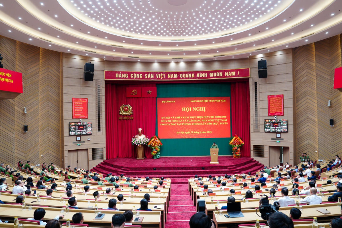Bộ Công an và Ngân hàng Nhà nước phối hợp phòng, chống lừa đảo trực tuyến Bộ Công an và Ngân hàng Nhà nước phối hợp phòng, chống lừa đảo trực tuyến
